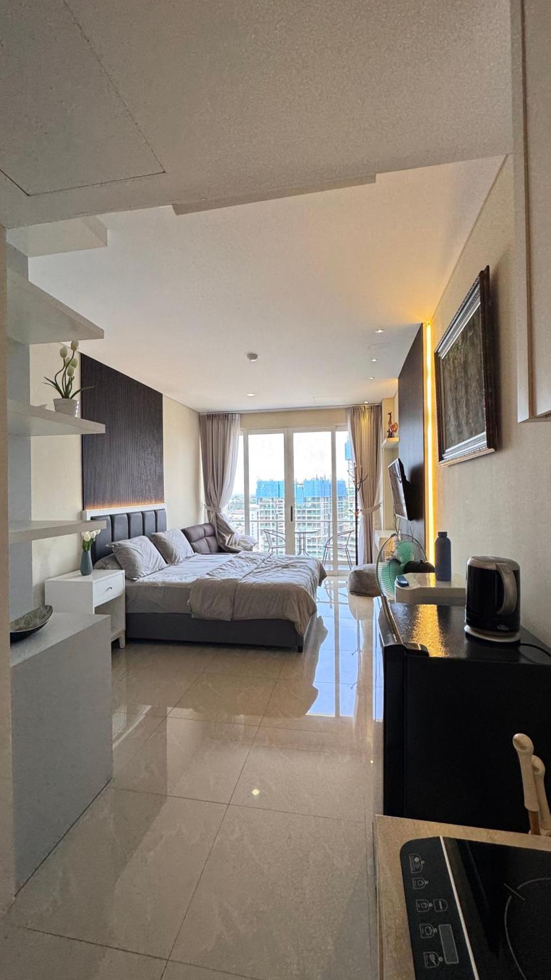Nagoya Thamrin Apartment High Floor With View Eksteriør bilde