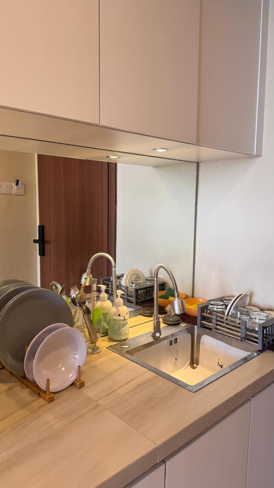 Nagoya Thamrin Apartment High Floor With View Eksteriør bilde